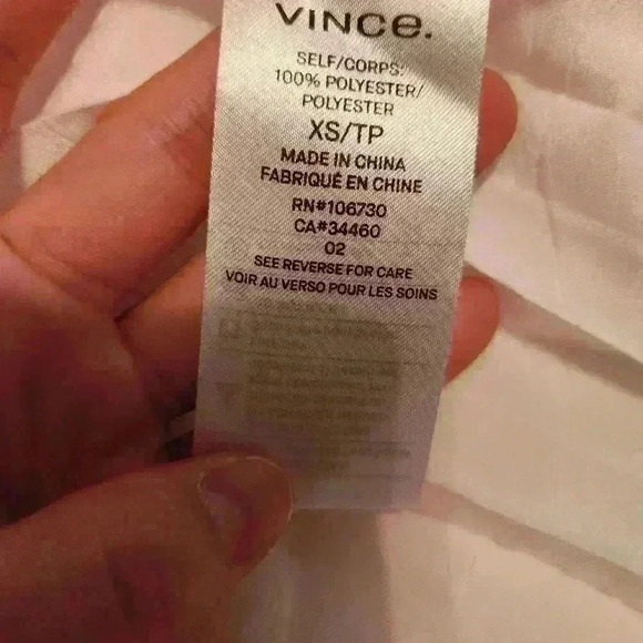 VINCE Minimalist White Blouse Cream Top Sleeveless Dressy Romantic pleated profe - Picture 7 of 9